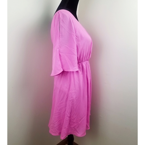 NWT Everly Pink Keyhole Front Chiffon Dress - Picture 4 of 8